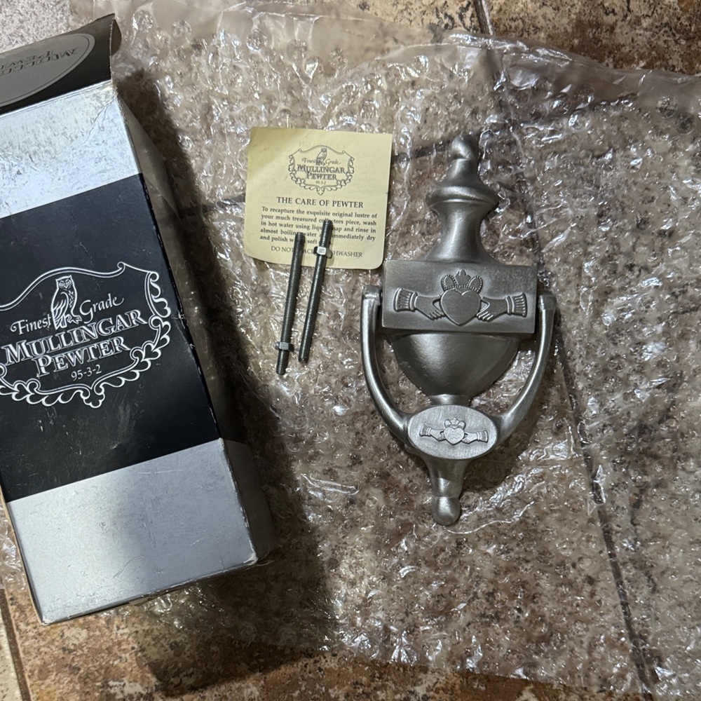 Mulligan Pewter Claddagh Door Knocker